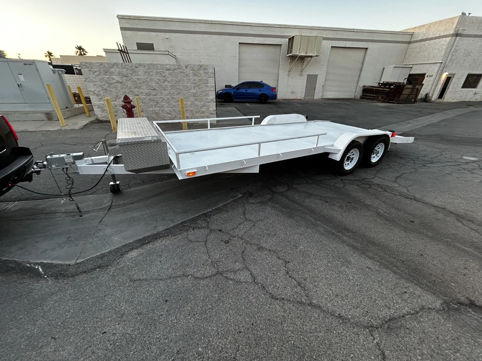 Flatbed trailer car hauler - Image 3