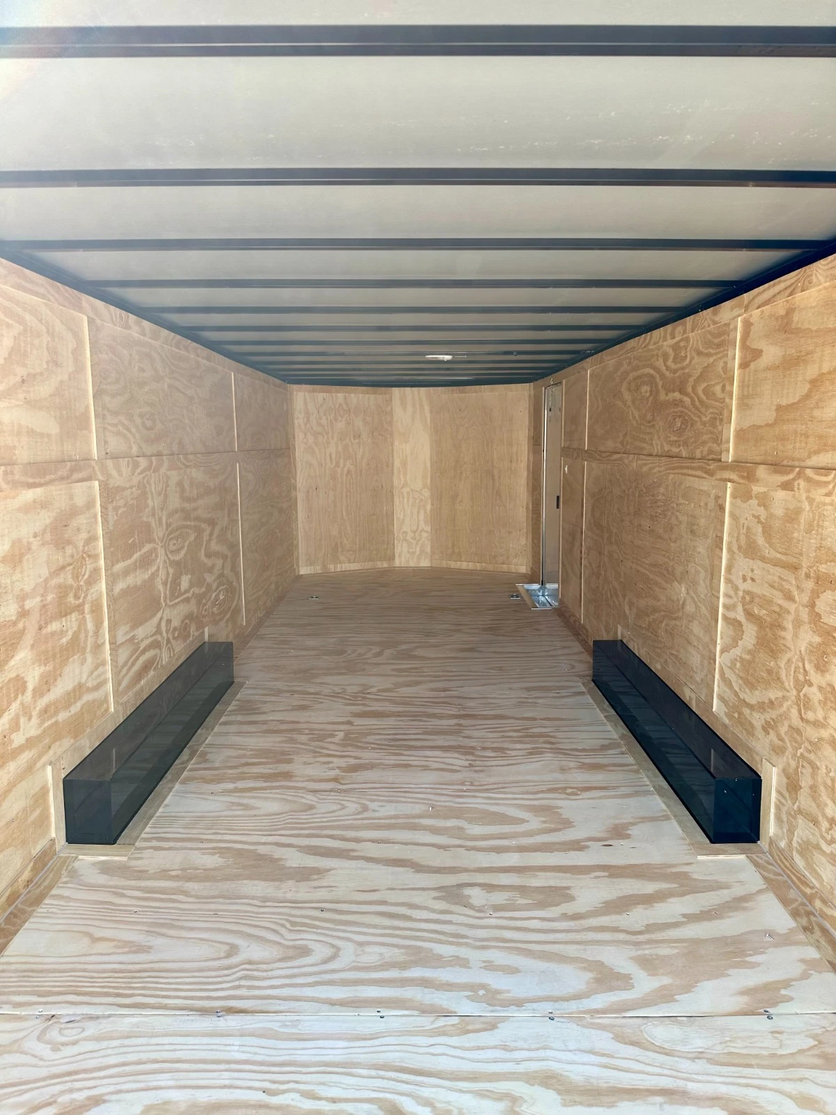 NEW 8.5X24 V-NOSE ENCLOSED CAR HAULER TRAILER .080 EXTERIOR METAL 8.5x24 - Image 2