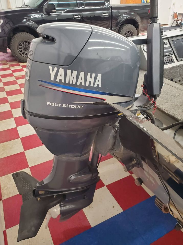 2016 Yamaha 50 HP 4-Stroke EFI F50LB Outboard Motor | Long Shaft Electric Start with Controls & Gauges - Image 2