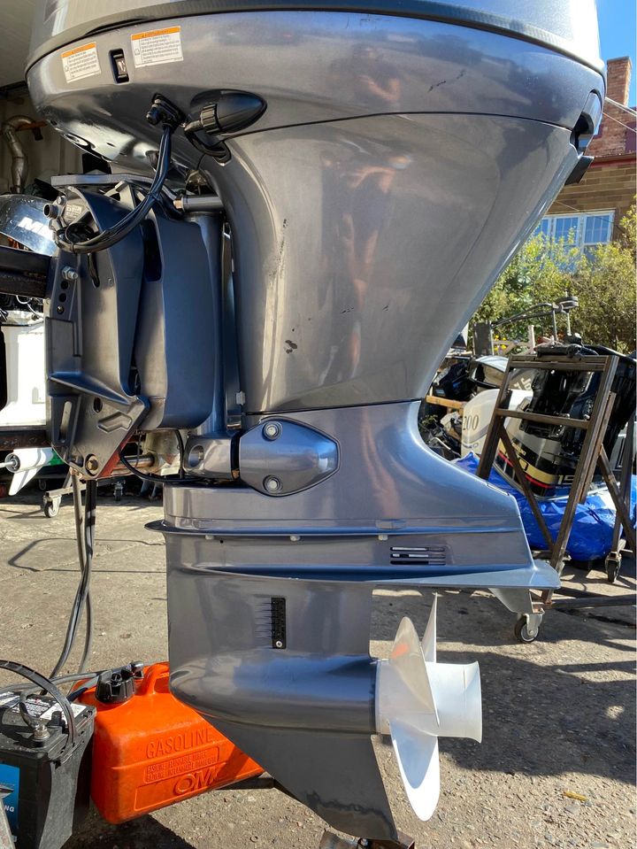 2015 Yamaha 115 HP 4-Stroke Outboard Motor | 20-Inch Shaft Remote Steer with Electric Start & Power Trim - Image 5