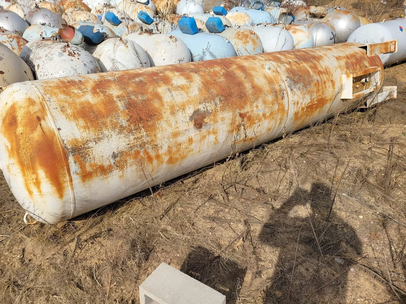 Buy 1150 Gallon Propane Tanks Online - Image 2