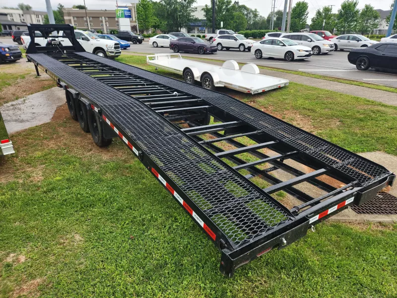 Used 2024 Stryker 8.5' x 44' Gooseneck 3 Car Hauler (3)7K Axles - Image 13