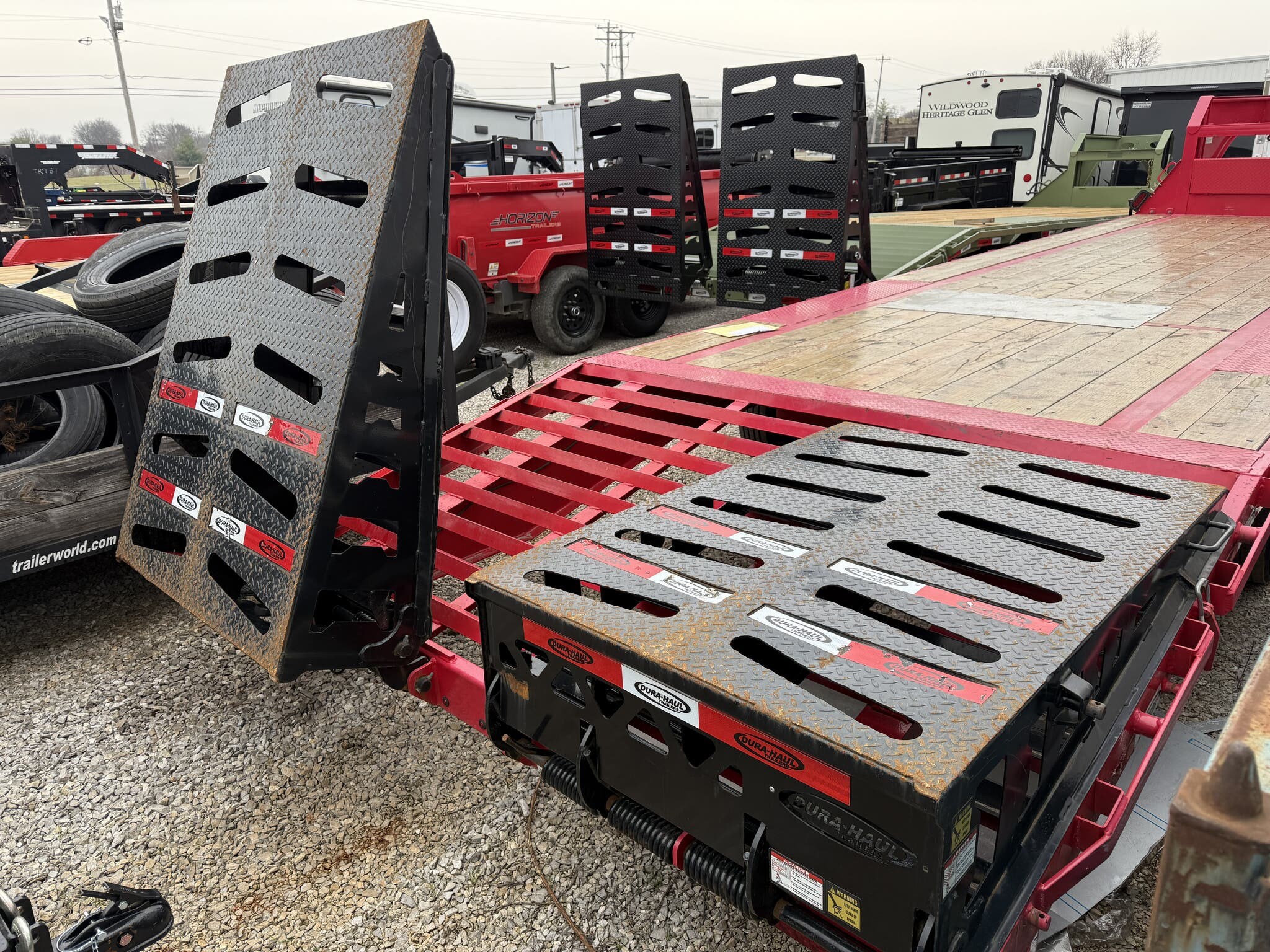 Used 2025 Dura-Haul 8.5' x 30' (25+5) Gooseneck (2)8K Axles - Image 10