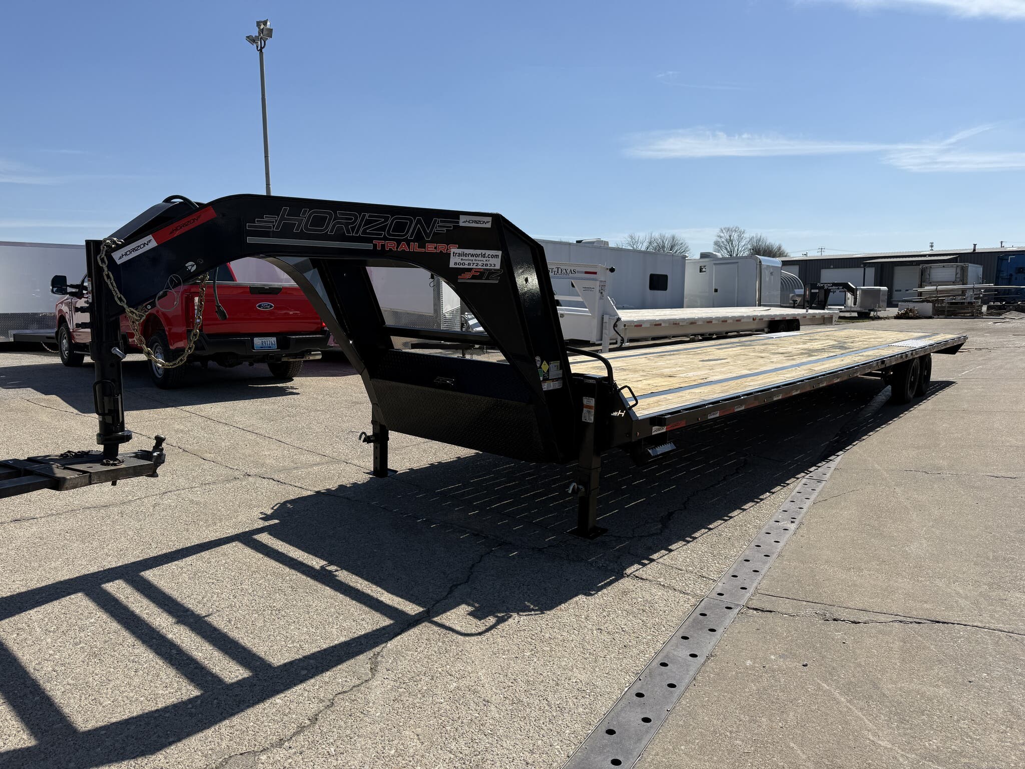 Used 2025 Horizon 8.5' x 40' Flatbed Gooseneck (2)7K Axles - Image 2