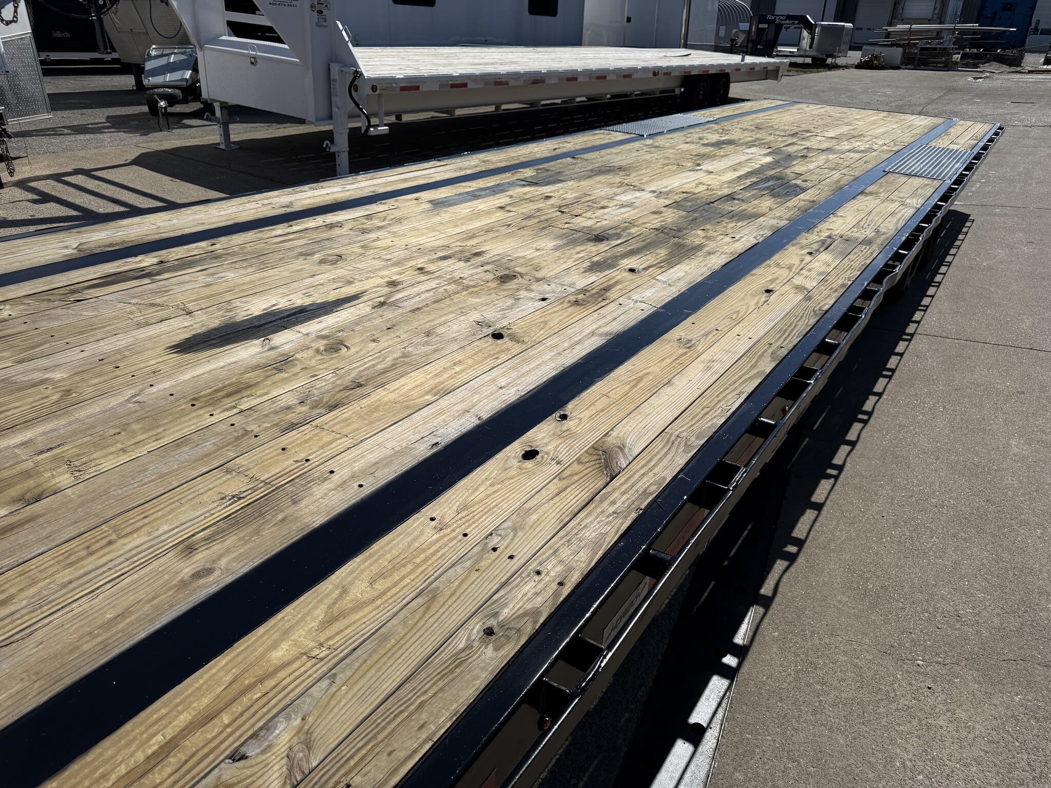 Used 2025 Horizon 8.5' x 40' Flatbed Gooseneck (2)7K Axles - Image 13