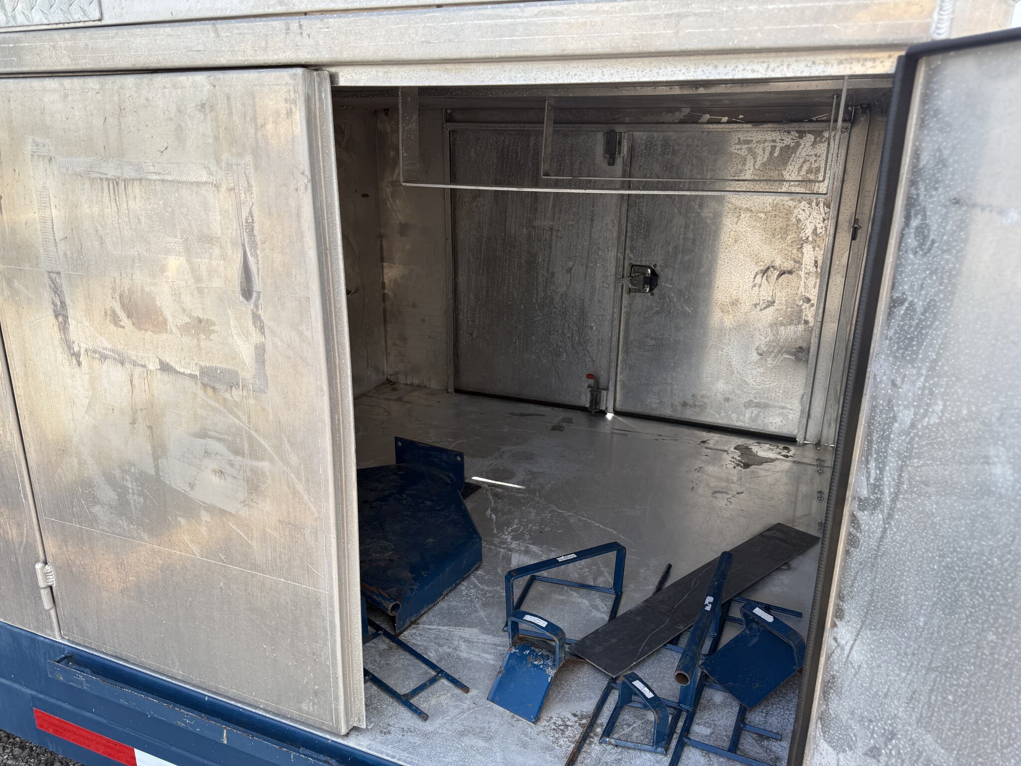 Used 2020 21 Super Duty Pro Concrete Curbing Trailer - Image 3