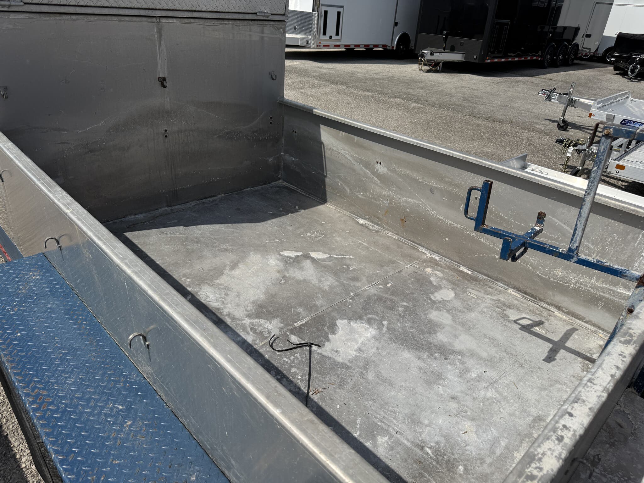 Used 2020 21 Super Duty Pro Concrete Curbing Trailer - Image 11