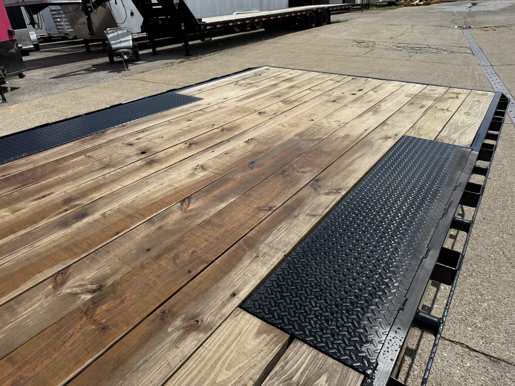 New 2026 Hardcore 8.5' x 20' Deckover Slide-in Ramps (2)7K Axles - Image 8