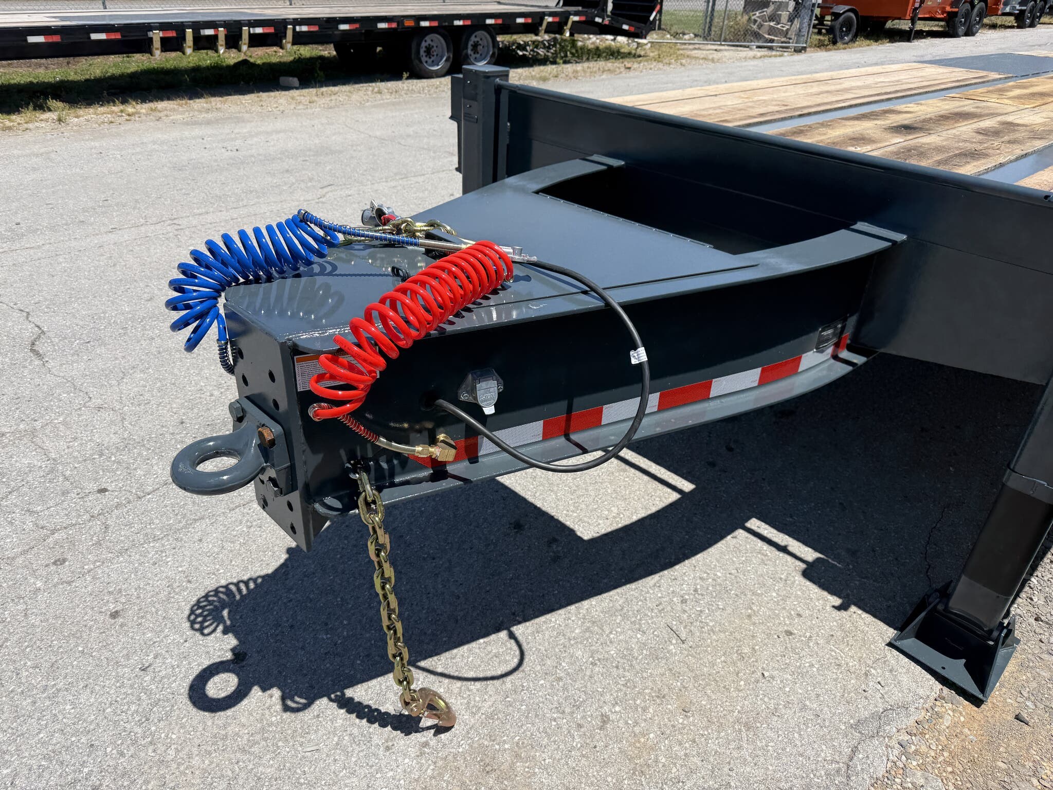 New 2026 Better Built 8.5' x 30' Air Brake 25 Ton Pintle Hitch Trailer - Image 3
