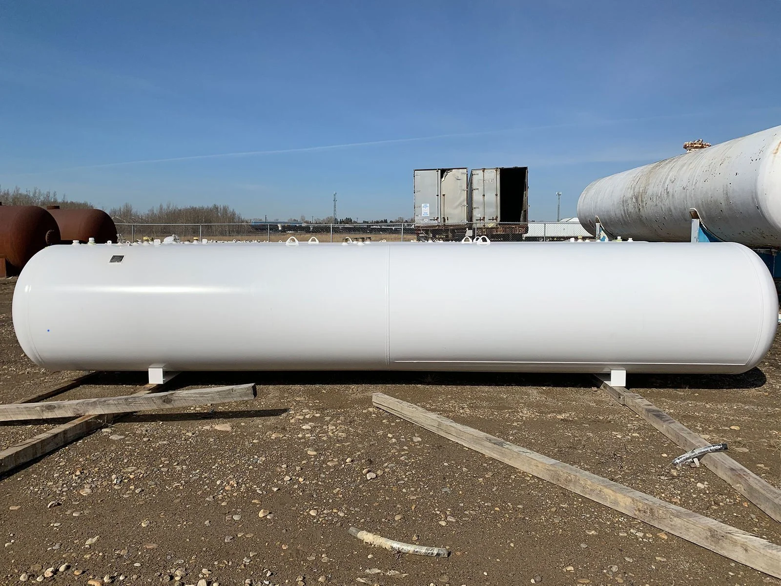 Buy 2000 Gallon Propane Tanks Online - Image 2
