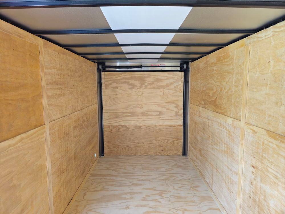 7' X 16' White Vnose Enclosed Trailer (2) 3,500lb Axles 7ft With Splash Guards - Image 8