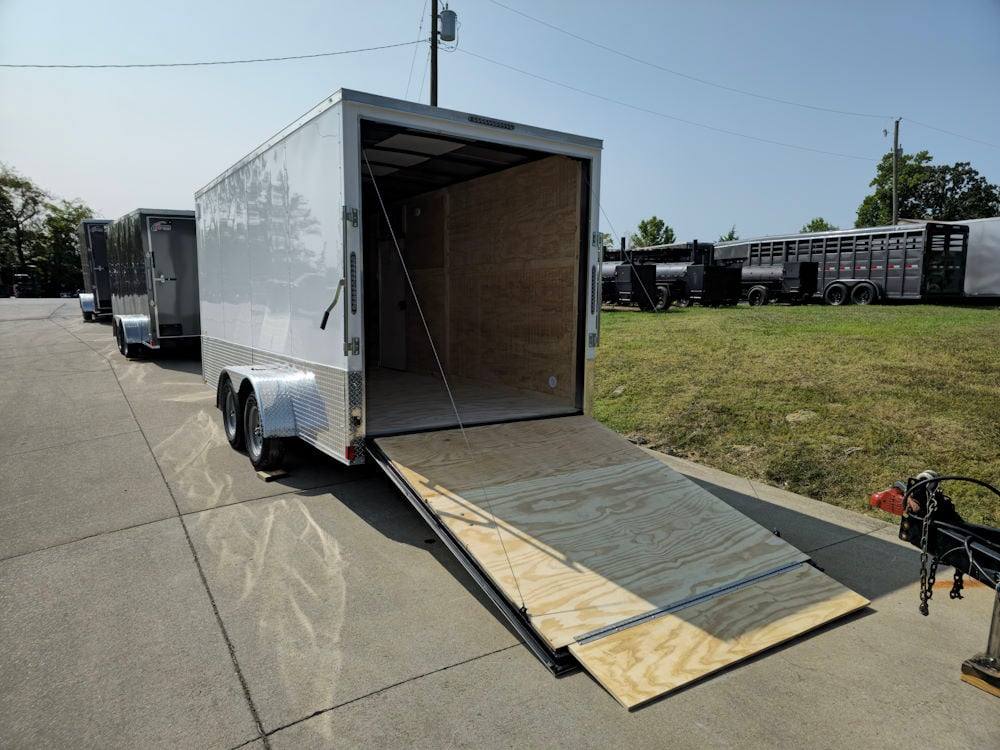 7' X 16' White Vnose Enclosed Trailer (2) 3,500lb Axles 7ft With Splash Guards - Image 12