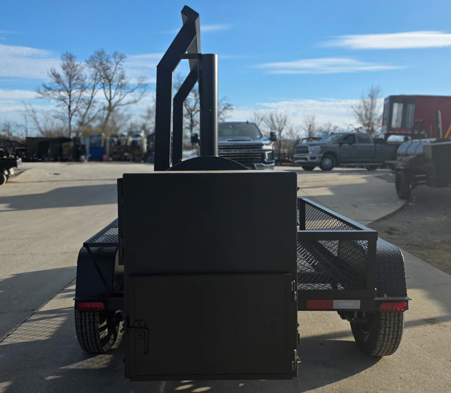 330 Charkettle Smoker Single Door with CounterWeight and Double Racks - Image 5