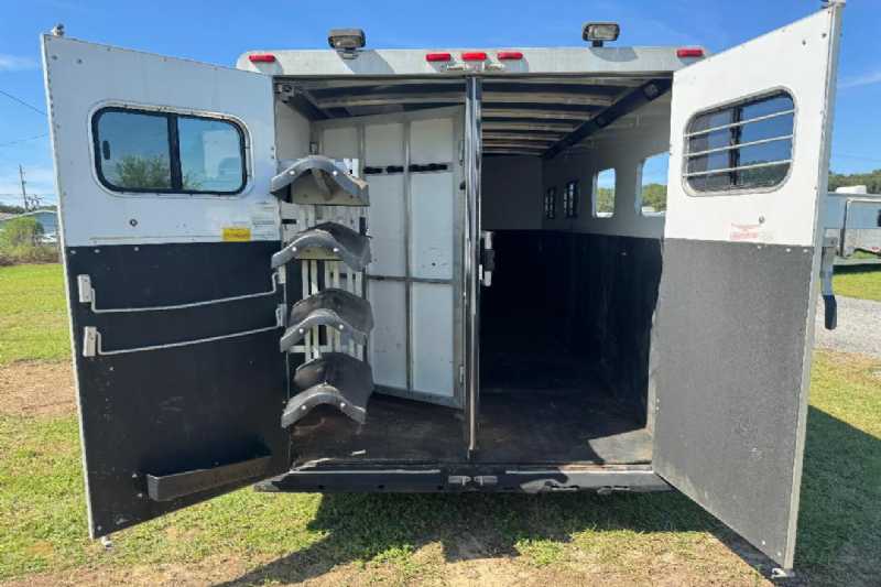 Used 2001 Sundowner 7408LQ 4 Horse Trailer with 8' Short Wall - Image 10