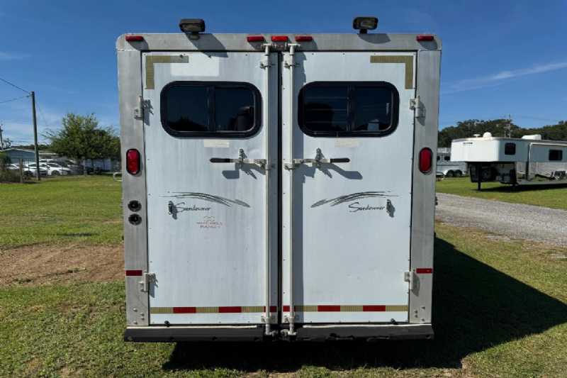 Used 2001 Sundowner 7408LQ 4 Horse Trailer with 8' Short Wall - Image 5