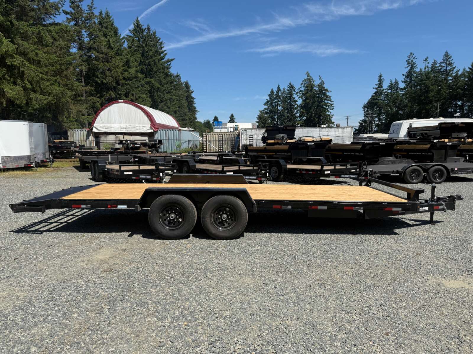 2026 Southland 7X20+2' Beavertail 15,400LB GVWR - Slide in Ramps - Image 4