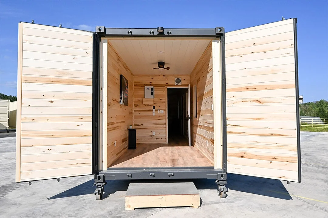 40ft Augustine Luxury Container Home | Modern Prefabricated Shipping Container House with Kitchen, Bathroom & Garage - Image 3