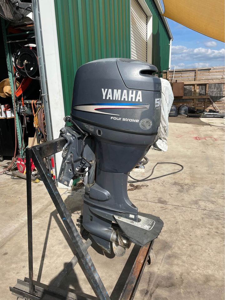 2016 Yamaha 50 HP 4-Stroke EFI F50LB Outboard Motor | Long Shaft Electric Start with Controls & Gauges - Image 5