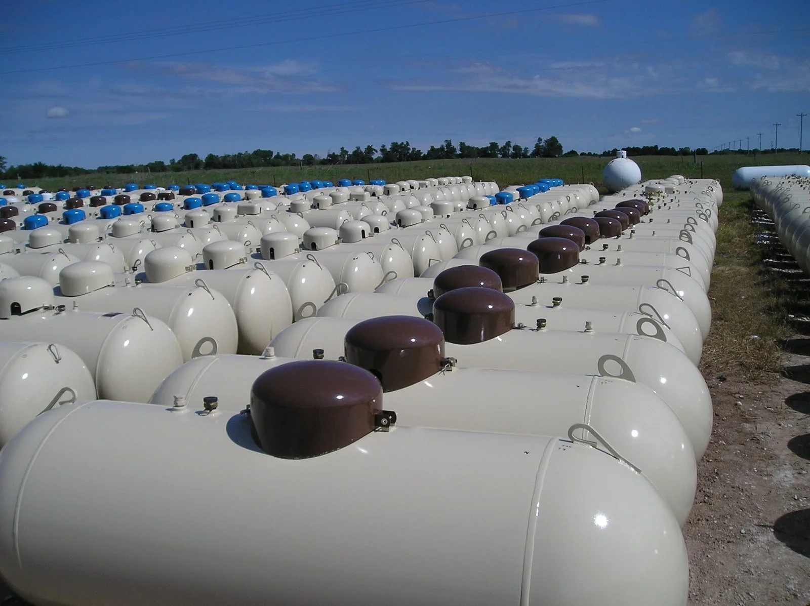 Buy 500 Gallon Propane Tanks Online New Certified Tanks - Image 3
