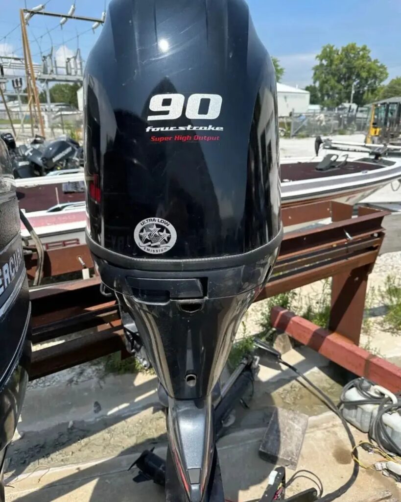 2023 Yamaha 90 HP VMAX SHO Outboard Motor | 20-Inch Shaft Tiller Steer EFI 4-Stroke Marine Engine