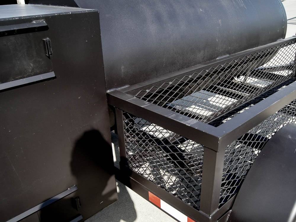 250 Gallon Pull-Behind BBQ Smoker Single Door with Counterweight 3500lb Axle - Image 14