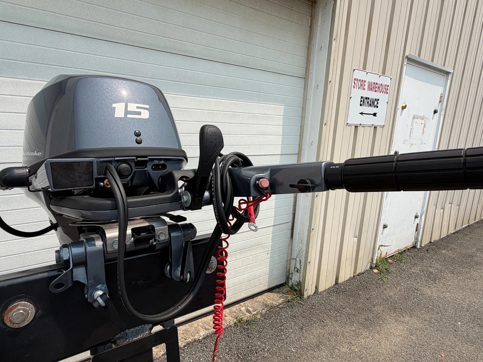 New Yamaha 15HP 4-Stroke Outboard Motor Portable 15HP Engine 3-Year Warranty - Image 2