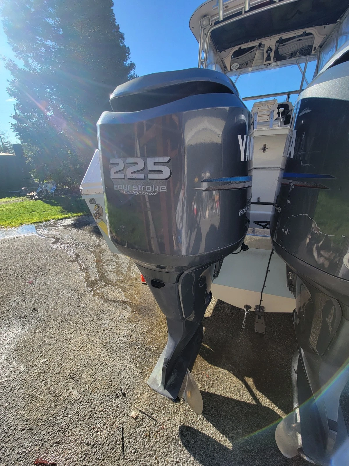 2003 Yamaha F225 225HP 4-Stroke V6 LH Counter Rotation Outboard Motor 25" Shaft - Image 2