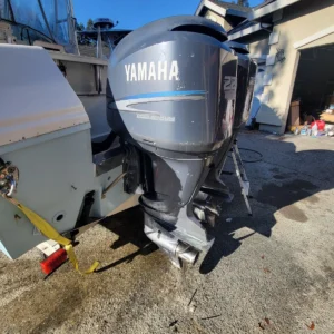 2003 Yamaha F225 225HP 4-Stroke V6 LH Counter Rotation Outboard Motor 25" Shaft
