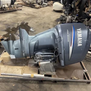 2006 Yamaha F250 250HP 4-Stroke EFI V6 Outboard Motor 25" Shaft Power Trim 696 Hours