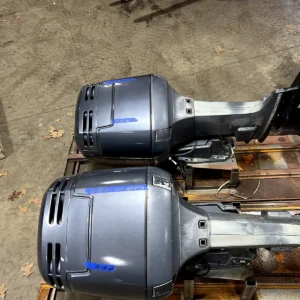 Pair 1999 Yamaha 150HP V6 Saltwater Series 2-Stroke Outboard Motors 25" Counter Rotating