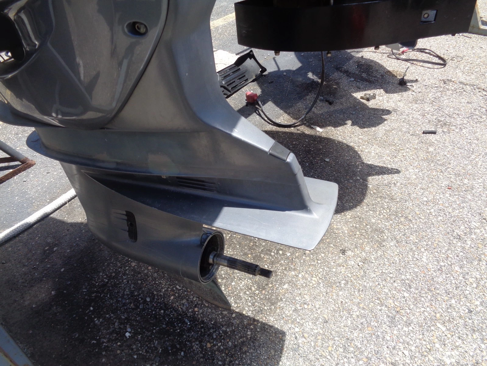 2004 Yamaha F225TXRC 225HP 4-Stroke EFI V6 Outboard Motor 25" Shaft 960 Hours - Image 4
