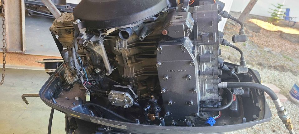 Yamaha 50 HP 2-Stroke Short Shaft 50HMHOS Outboard Motor | Electric Start with Trim & Tilt - Image 4