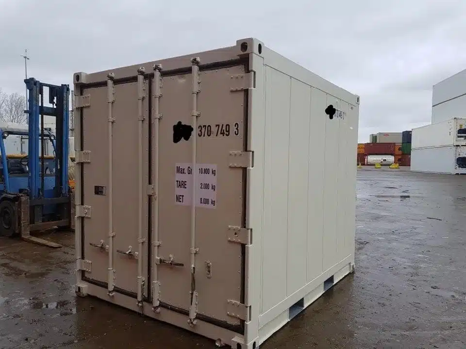 Used 10ft Reefer Shipping Container | Thermally Regulated Refrigerated Storage Unit with CSC Plate - Image 2